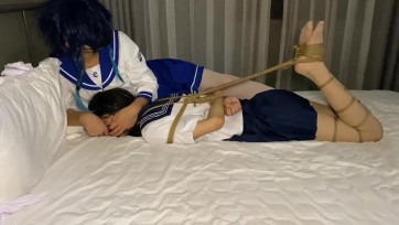 【玖喵ing】肉丝绑床挠痒挠脚丫挣脱绳子（足控挠痒）