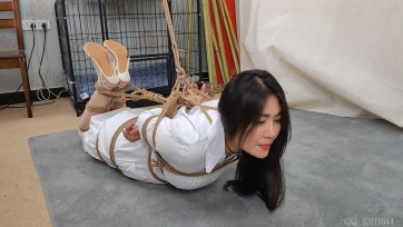 【束缘阁】李然 吊绑女医生 驷马挠痒