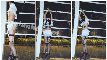 【一只松鼠】身上写满脏话的小男娘户外路边手铐自缚电击放置+前锁后塞+定时锁+手铐+眼罩+项圈