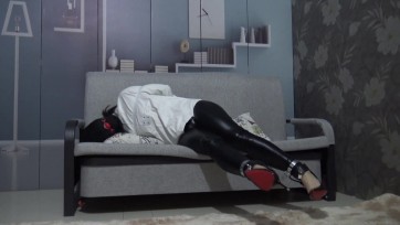 【胜景影视】拘束衣放置 头套 口球 脚镣 看不见，叫不出，在黑暗中好好感觉一下这个拘束衣的感觉