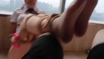 【FXX】空姐制服，肉丝，她来了，电击滴蜡，猛怼强制GC，口水鼻涕眼泪直流 乳胶呼吸头套昏迷失禁