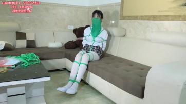【xiao素素】白丝格子群白衬衣，绿色面纱绿色绳子驷马捆绑挣扎