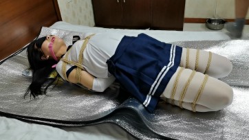 【HD飞天原创】又无意中聊到一个雅儿新奴，此奴是一个耐打、耐绑的实质女奴，对这种女奴一般手下不留情，一进TJ室狂振猛打，不进入GC决不停手......