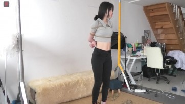 【绳之韵】定拍作品：模特小呆，12cm尖头超高跟，户外，口球、假JJ塞入，捆绑行走 1小时户外完整版