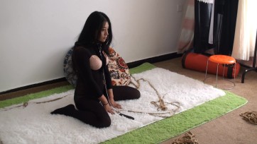 【随心】新M 小柠檬 套头丝袜衣 皮带狠狠的SP 股绳之恋