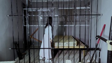 【樱束原创】《审讯潘金莲案》定拍转公演！牢房提审潘金莲将她押至老虎登上固定垫砖狠狠的抽打逼问她！不愿意招供的她被各种变态的刑法：垫砖、皮鞭/戒尺抽打、TK、滴蜡、指刑刑讯