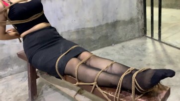 【MJ影视】美人老虎凳 镣铐行走 小牢房