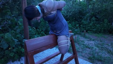 【一绳所爱】《雯雯野外闷热炼狱下》【灰丝高跟/野外运输押解/汗湿脏身/木马/空姐重口原味/电ji/访谈】