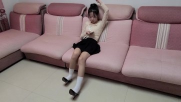 【一往情深】出轨跺脚 方莹莹出轨遭跺脚