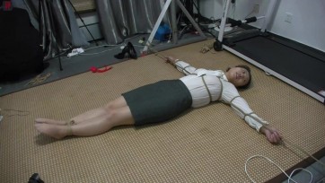 【绳之韵】人妻李婷的另类兼职，第二拍第二集：肉丝丰满OL，丁字捆绑固定，激爽的人妻羞耻游戏，肉丝胖丫丫TK与强制脱裙、羞耻亵玩、强高体验