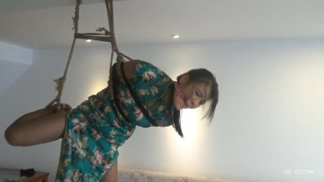 【随心】苏州城 复式房绳奴T教2 红礼服全身镣铐 绿旗袍超紧的勒劲五花大绑 悬吊刺激 满满的唯美范
