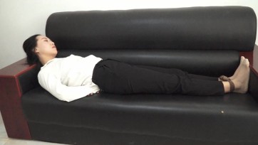 【逍遥】绑架物业小姐换上空姐制服