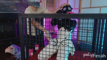 【zentai】Cosplay Latex doll got trained in cage and enjoy her first breath play orgasm