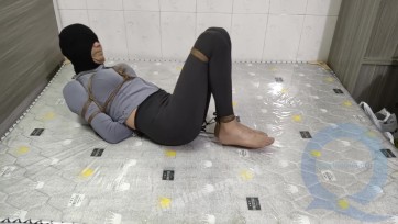 【稳画人】瑜伽服丝袜驷马自缚电击play（伪娘）