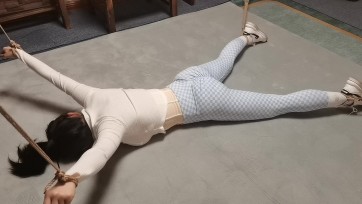 【一绳所爱】笑笑被绑爬在地上惨遭TK折磨