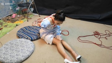 【随心原创】雅思欧式长裙 五花驷马吊 忍耐 满头大汗