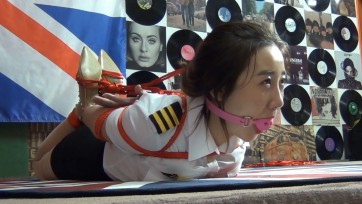 【真实经典】美女小鲍影棚体验绳艺镣铐 多套服装 多种捆绑 多元素